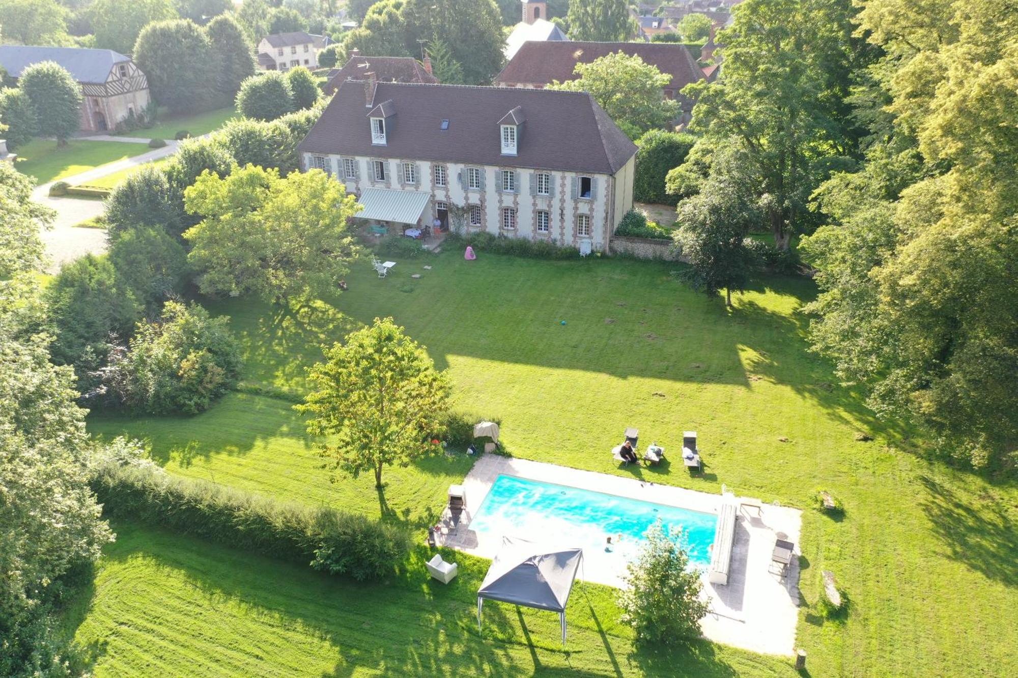 Au Vieux Chateau Villotran Luaran gambar
